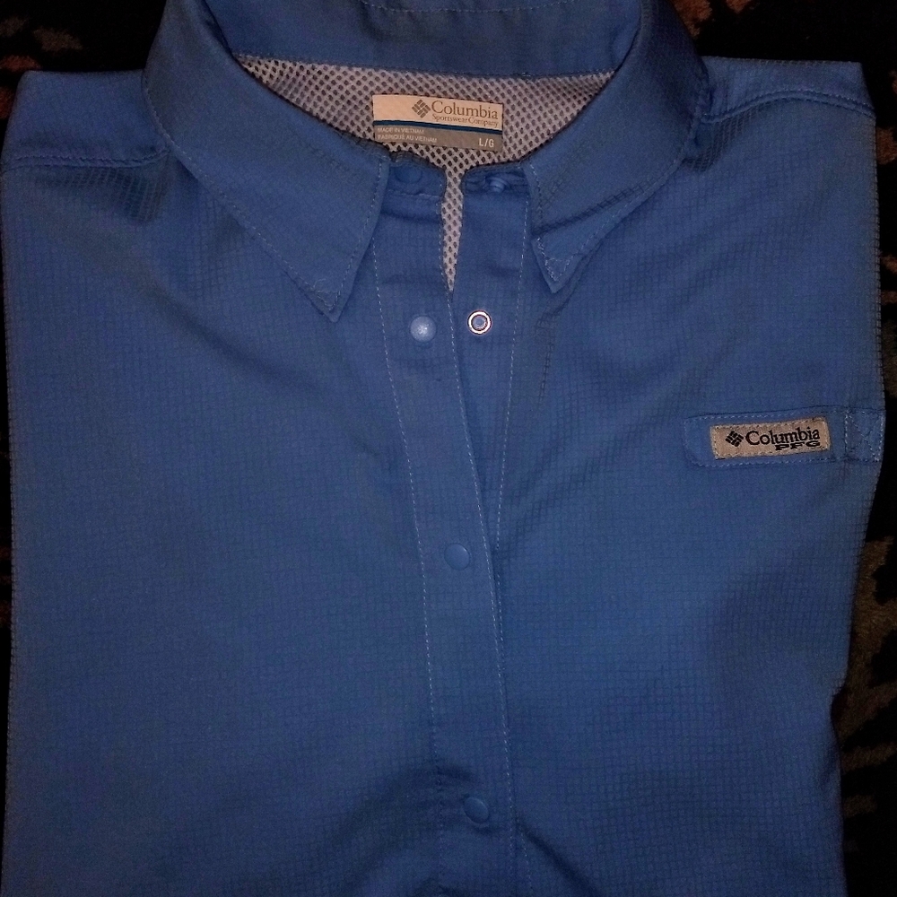 Columbia Women's Long Sleeve Shirt